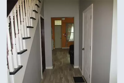 320 Main Street, Twp of But SW, PA 16045 - Photo 5