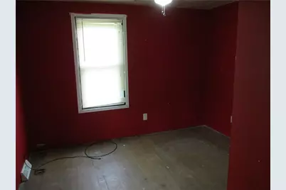 320 Main Street, Twp of But SW, PA 16045 - Photo 11