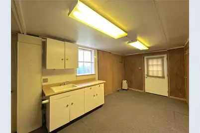 469 Girard St, Westmont Hilltop School District, PA 15905 - Photo 41