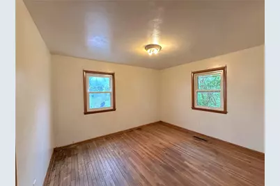 469 Girard St, Westmont Hilltop School District, PA 15905 - Photo 23