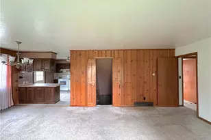 469 Girard St, Westmont Hilltop School District, PA 15905 - Photo 7