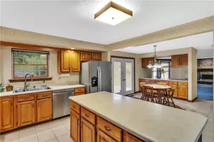 3950 Laurel Oak Cir, Murrysville, PA 15668 - Photo 13
