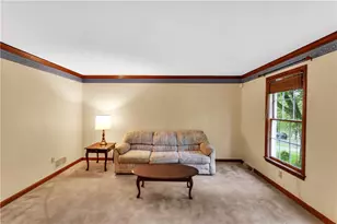3950 Laurel Oak Cir, Murrysville, PA 15668 - Photo 7
