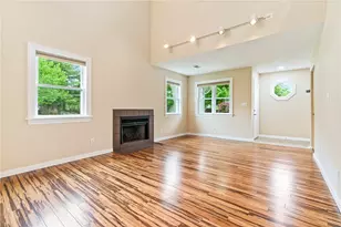 305 Squire Cir, Pittsburgh, PA 15212 - Photo 7