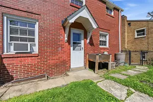 919 Tropical Ave, Beechview, PA 15216 - Photo 35