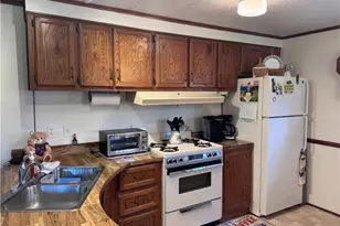 1788 Alden Ln, Pittsburgh, PA 16424 - Photo 15