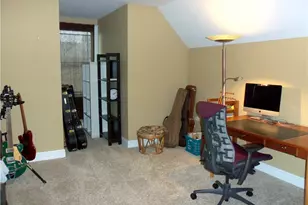 7011 Sunrise Ln, Mt Pleasant Twp, PA 15057 - Photo 27