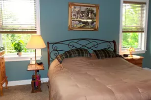 7011 Sunrise Ln, Mt Pleasant Twp, PA 15057 - Photo 17