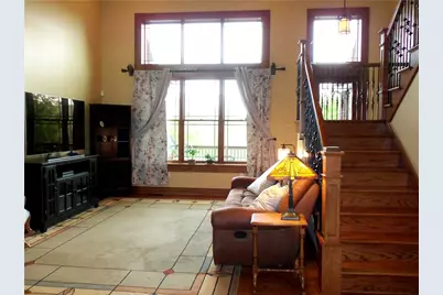 7011 Sunrise Lane, Mount Pleasant, PA 15057 - Photo 5