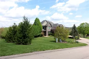 7011 Sunrise Ln, Mt Pleasant Twp, PA 15057 - Photo 47
