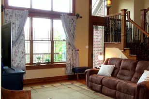 7011 Sunrise Ln, Mt Pleasant Twp, PA 15057 - Photo 7