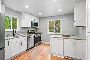 111 Greyfriar Dr, Pittsburgh, PA 15215 - Photo 13