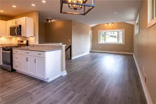 127 Dunbar Dr, Wilkins Township, PA 15235 - Photo 5