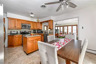 901 Roosevelt St, Conway, PA 15027 - Photo 5