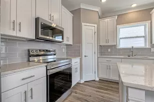 287 Olivia Dr, Pittsburgh, PA 15068 - Photo 7