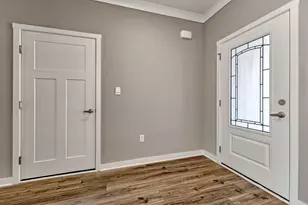 287 Olivia Dr, Pittsburgh, PA 15068 - Photo 3