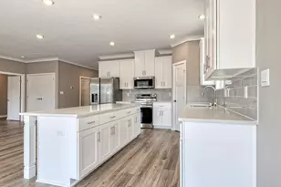 287 Olivia Dr, Pittsburgh, PA 15068 - Photo 9
