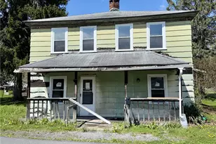 161 Middle St, Jenner Township, PA 15546 - Photo 1