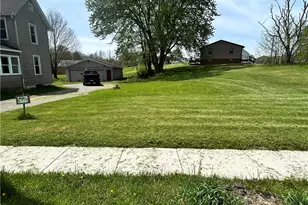 403 Centennial Ave, New Galilee, PA 16141 - Photo 7