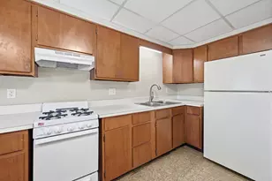 129 S Clay St, Zelienople, PA 16063 - Photo 9