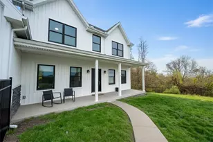 204 Skyline Dr, White Township, PA 15701 - Photo 7