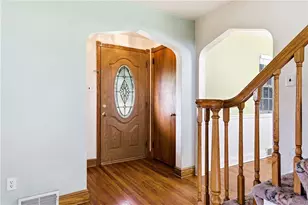 2378 Jenkinson Dr, Pittsburgh, PA 15237 - Photo 9