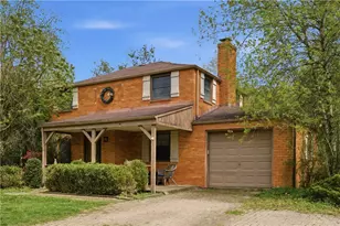 2378 Jenkinson Dr, Pittsburgh, PA 15237 - Photo 3