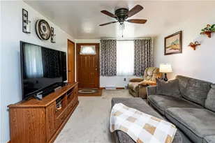 125 Forest Dr, North Huntingdon, PA 15642 - Photo 7