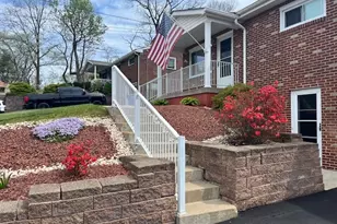 125 Forest Dr, North Huntingdon, PA 15642 - Photo 5