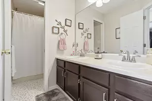 395 Jubilee Dr, Cecil, PA 15017 - Photo 21