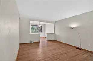 3816 Fleetwood Dr, West Mifflin, PA 15122 - Photo 5
