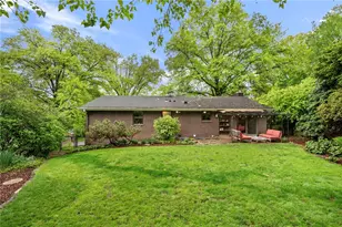 236 Penhurst Dr, Wilkins Township, PA 15235 - Photo 27