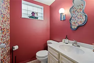 236 Penhurst Dr, Wilkins Township, PA 15235 - Photo 25