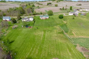 115 Pigeon Creek Rd, Somerset Twp, PA 15330 - Photo 5