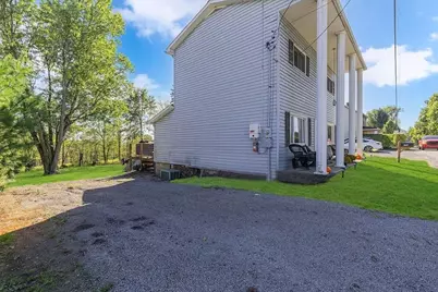 6437 Tuscarawas Rd, Ohioville, PA 15059 - Photo 3
