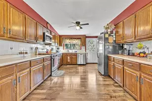 6437 Tuscarawas Rd, Ohioville, PA 15059 - Photo 9