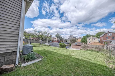 121 W Stanton Ct, Pittsburgh, PA 15201 - Photo 23