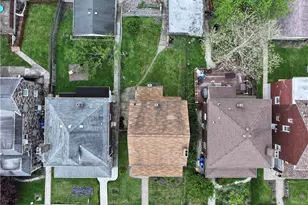 121 W Stanton Ct, Pittsburgh, PA 15201 - Photo 25