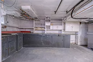 121 W Stanton Ct, Pittsburgh, PA 15201 - Photo 19