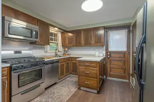 2211 Lucina Ave, Pittsburgh, PA 15210 - Photo 13