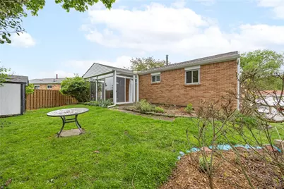 344 Springwood Dr, Pittsburgh, PA 15147 - Photo 23