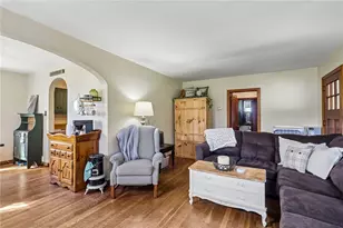 2017 Eastbrook Rd, Hickory Township, PA 16101 - Photo 9