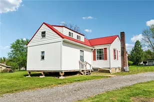 2017 Eastbrook Rd, Hickory Township, PA 16101 - Photo 43