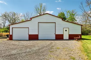 2017 Eastbrook Rd, Hickory Township, PA 16101 - Photo 41
