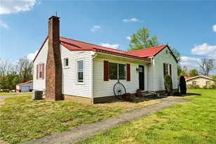 2017 Eastbrook Rd, Hickory Township, PA 16101 - Photo 3