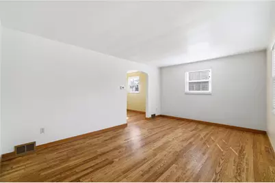 1134 Peermont Ave, Pittsburgh, PA 15216 - Photo 5