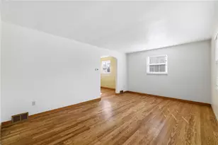 1134 Peermont Ave, Pittsburgh, PA 15216 - Photo 5