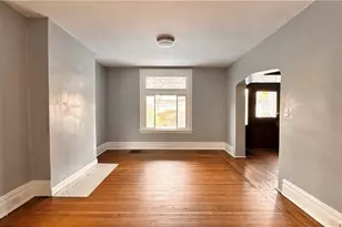 2933 Voelkel Ave, Pittsburgh, PA 15216 - Photo 9