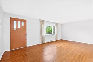 3975 Green Valley Dr, Hampton, PA 15116 - Photo 3