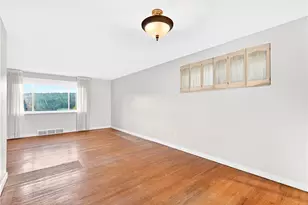 3975 Green Valley Dr, Hampton, PA 15116 - Photo 13